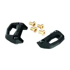 <p data-end="338" data-start="66">Oppgrader Sea-Doo-opplevelsen med <strong data-end="130" data-start="100">LinQ Base Installation Kit</strong>. Dette smarte monteringssettet gj&oslash;r det mulig &aring; stable utvalgte Sea-Doo LinQ-tilbeh&oslash;r opp&aring; <strong data-end="283" data-start="222">LinQ 14,5 L (3,8 US gal) stackable fuel caddy (295100950)</strong>, slik at du f&aring;r enda bedre utnyttelse av lasteplassen.</p>

<p data-end="672" data-is-last-node="" data-is-only-node="" data-start="340">Settet er raskt og enkelt &aring; montere og leveres med <strong data-end="411" data-start="391">2 stk LinQ-baser</strong> samt <strong data-end="455" data-start="417">korrosjonsbestandig festemateriell</strong> som t&aring;ler t&oslash;ffe, maritime milj&oslash;er. Med LinQ Base Installation Kit optimaliserer du oppbevaringsl&oslash;sningen p&aring; vannscooteren og f&aring;r en mer praktisk og fleksibel tur &ndash; enten du er p&aring; korte utflukter eller lengre eventyr.</p>
