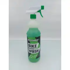 <p>BIKE WASH &amp; PWC WASH inneholder en spesielt utvalgt blanding av fullt biologisk nedbrytbare tensider, designet for raskt &aring; rengj&oslash;re alle deler av kj&oslash;ret&oslash;yet ditt.<br />
Den etterlater en stripefri finish samtidig som den er trygg p&aring; alle sykkelens sensitive overflater.<br />
Vi mener at rengj&oslash;ring b&oslash;r gi deg trygghet, s&aring; vi har s&oslash;rget for at formelen v&aring;r ikke inneholder syrer, alkaliske salter eller andre sterke kjemikalier som kan skade kj&oslash;ret&oslash;yet ditt, slik at du kan f&aring; den beste rengj&oslash;ringsopplevelsen mulig.</p>

<p>Vestfold Maritims vannscooteravdeling har testet dette rengj&oslash;ringsmiddelet, og kan varmt anbefale det.</p>

