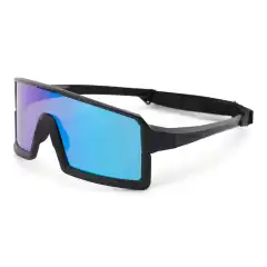 Stil, funksjon og moro &ndash; Sea-Doo High Tide Polarized Floating Sunnies har virkelig alt!<br />
Med polariserte kromfargede linser av h&oslash;y kvalitet og en overst&oslash;pt nedre innfatning, gir disse solbrillene deg klart syn og UV400-beskyttelse mot gjenskinn og UV-str&aring;ler.<br />
De luftinjiserte armene er lette og slitesterke og gir ekstra flyteevne, slik at du aldri trenger &aring; bekymre deg for &aring; miste nyansene til havets dyp igjen.<br />
I tillegg s&oslash;rger det avtakbare og justerbare sikkerhetsstroppesystemet for at brillene dine holder seg p&aring; plass under selv de mest intense vannsportene.