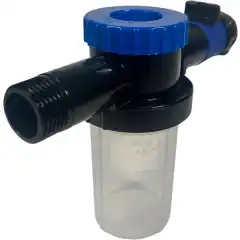 <h2 data-end="295" data-start="231"><strong data-end="295" data-start="234">Salt-applicator / blandedyse &ndash; brukes sammen med SaltAway</strong></h2>

<p data-end="460" data-start="297">Denne <strong data-end="324" data-start="303">salt-applicatoren</strong> er en praktisk blandedyse som kobles direkte p&aring; hageslangen og brukes <strong data-end="429" data-start="395">sammen med SaltAway konsentrat</strong> for effektiv fjerning av salt.</p>

<p data-end="694" data-start="462">Applicatoren s&oslash;rger for korrekt innblanding av konsentrat i vannstr&oslash;mmen, slik at SaltAway p&aring;f&oslash;res jevnt og effektivt p&aring; overflater og i motorer ved flushing. En enkel og funksjonell l&oslash;sning n&aring;r original mikser ikke er tilgjengelig.</p>

<h3 data-end="730" data-start="696"><strong data-end="730" data-start="700">Egenskaper og bruksomr&aring;der</strong></h3>

<ul data-end="974" data-start="731">
	<li data-end="766" data-start="731">
	<p data-end="766" data-start="733">Kobles direkte til <strong data-end="766" data-start="752">hageslange</strong></p>
	</li>
	<li data-end="810" data-start="767">
	<p data-end="810" data-start="769">Brukes <strong data-end="810" data-start="776">sammen med SaltAway konsentrat</strong></p>
	</li>
	<li data-end="851" data-start="811">
	<p data-end="851" data-start="813">Gir riktig og jevn blanding under bruk</p>
	</li>
	<li data-end="915" data-start="852">
	<p data-end="915" data-start="854">Ideell til <strong data-end="915" data-start="865">motorflush, vannscooter, b&aring;t, tilhenger og bil</strong></p>
	</li>
	<li data-end="974" data-start="916">
	<p data-end="974" data-start="918">Enkel i bruk &ndash; ingen str&oslash;m eller ekstra utstyr n&oslash;dvendig</p>
	</li>
</ul>

<h3 data-end="988" data-start="976"><strong data-end="988" data-start="980">Bruk</strong></h3>

<p data-end="1138" data-start="989">Fyll beholderen med SaltAway konsentrat, koble applicatoren til hageslangen og la vannet trekke med seg middelet. La virke noen minutter og skyll av.</p>

<h3 data-end="1152" data-start="1140"><strong data-end="1152" data-start="1144">Merk</strong></h3>

<p data-end="1312" data-start="1153">Denne applicatoren er et <strong data-end="1201" data-start="1178">praktisk alternativ</strong> for bruk av SaltAway der original mikser ikke er tilgjengelig. Selges for bruk <strong data-end="1311" data-start="1281">i kombinasjon med SaltAway</strong>.</p>
