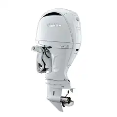 <article data-scroll-anchor="true" data-testid="conversation-turn-26" data-turn="assistant" data-turn-id="request-WEB:b3a5897a-6093-447d-aa74-8011bf6c0b20-21" dir="auto" tabindex="-1">
<p data-end="608" data-start="108">&Aring;pne gassen, og 150 hk svarer som en spaniel som nettopp har sett deg plukke opp en tennisball. Myk. Umiddelbar. Full av entusiasme. Det friske designet og det premium pregede uttrykket gir et hint om teknologien som skjuler seg under k&aring;pa &ndash; og sender samtidig et diskret signal til andre b&aring;tf&oslash;rere om at du ikke er her for &aring; spille annenfiolin. Enten du trekker den modigste wakeboarderen i gjengen eller glir inn i marinaen som om hver eneste b&aring;tplass er din, leverer 150 hk selvtillit p&aring; kommando.</p>

<p data-end="886" data-is-last-node="" data-is-only-node="" data-start="610"><strong data-end="634" data-start="610">Teknisk informasjon:</strong><br data-end="637" data-start="634" />
Denne Yamaha utenbordsmotoren leveres med elektrisk start for enkel og p&aring;litelig igangsetting, samt elektrisk Trim &amp; Tilt som gir presis justering av motorvinkel for optimal ytelse, komfort og drivstoff&oslash;konomi under varierende forhold og belastning.</p>

<p data-end="730" data-start="454"><br />
Sylinder og cc: 4 Cylinder Inline - 2785cc<br />
Farge: Gr&aring; eller hvit<br />
<br />
Noen motorer kan beh&oslash;ve rigging kit for nyb&aring;tmontering, ta kontakt med oss for priser.</p>
</article>
