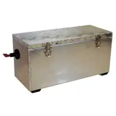 Inkl. mont.beslag.<br />
Max batteristr. L360 B180 H240mm