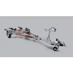 Skjermer og andre komponenter er I h&oslash;ykvalitetsst&aring;l med belegg i Magnelis&reg;, som er 3 ganger mer motstandsdyktig mot korrosjon enn vanlig st&aring;l som brukes.<br />
Tippvoggen bakerst guider b&aring;ten slik at den treffer mest mulig sk&aring;nsomt og riktig n&aring;r du vinsjer b&aring;ten av og p&aring;.<br />
Kj&oslash;lruller og justerbare sidest&oslash;tter hjelper b&aring;ten til &aring; ligge st&oslash;dig og trygt p&aring; hengeren.<br />
Respos smarte og brukervennlige lampel&oslash;sning kan vippes ut ved behov.