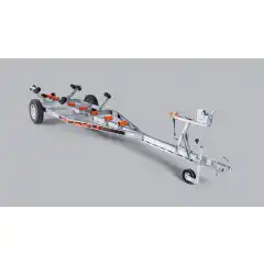 Solid varmgalvanisert og helsveiset st&aring;lramme. Kj&oslash;lruller og justerbare sidest&oslash;tter hjelper b&aring;ten til &aring; ligge st&oslash;dig og trygt p&aring; hengeren. Opplagshengere har ikke fj&aelig;ring, skjermer eller lys og kan ikke kj&oslash;res p&aring; offentlig vei.