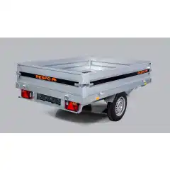 V&aring;r minste planhenger med bremser og en totalvekt p&aring; 1 200 kg &ndash; n&aring; enda mer allsidig. Oppdatert for &aring; passe de fleste standardiserte byggematerialer, noe som gj&oslash;r den til en ideell hjelper for b&aring;de hobbysnekkere og profesjonelle brukere. Alle sider og hj&oslash;rnestolper er avtakbare, noe som gir enda st&oslash;rre fleksibilitet ved lasting og lossing av materialer. Tilgjengelig med et utvalg av praktisk tilleggsutstyr.