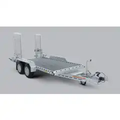 En h&oslash;ykvalitets og slitesterk maskinhenger, utviklet spesielt for transport av mindre gravemaskiner og minilastere. Hengeren er utstyrt med to separate ramper med justerbar avstand, noe som reduserer luftmotstand og gj&oslash;r det mulig &aring; laste gravemaskinen fra begge retninger. De lave sidelemmene gir st&oslash;rre fleksibilitet ved plassering av lasten. I tillegg har sidelemmene &aring;pninger som sikrer enkel og trygg sikring av lasten. En ekstra sterk og slitesterk galvanisert sveiset ramme.