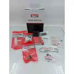 <p data-end="684" data-start="360">Dette er et originalt Yamaha Marine Service Kit, sammensatt for &aring; dekke de viktigste slitedelene ved ordin&aelig;r service p&aring; utvalgte Yamaha p&aring;hengsmotorer. Kitet gj&oslash;r det enkelt &aring; gjennomf&oslash;re korrekt vedlikehold, med deler som er produsert etter Yamahas spesifikasjoner og anbefalte serviceintervaller.</p>

<p data-end="902" data-start="686">Ved &aring; benytte originale Yamaha-deler sikrer du korrekt passform, p&aring;litelig filtrering og optimal motorytelse. Dette bidrar til stabil drift, lengre levetid p&aring; motoren og reduserer risikoen for driftsstans i sesongen.</p>

<p data-end="1053" data-start="904">⚠️ <strong data-end="916" data-start="907">Merk:</strong> Kitet leveres <strong data-end="960" data-start="931">uten motorolje og girolje</strong>. Riktig oljetype og mengde varierer etter motormodell og &aring;rsmodell, og m&aring; bestilles separat.</p>

<p data-end="1233" data-start="1055"><strong data-end="1081" data-start="1055">Innhold i dette kitet:</strong><br data-end="1084" data-start="1081" />
&ndash; Oljefilter<br data-end="1099" data-start="1096" />
&ndash; Termostat<br data-end="1113" data-start="1110" />
&ndash; Tennplugger (4 stk &ndash; NGK DPR6EB-9)<br data-end="1152" data-start="1149" />
&ndash; Filterelement<br data-end="1170" data-start="1167" />
&ndash; Drivstoffilter<br data-end="1189" data-start="1186" />
&ndash; Sil/strainer<br data-end="1206" data-start="1203" />
&ndash; Pakninger (flere typer)</p>

<p data-end="1335" data-start="1235"><strong data-end="1250" data-start="1235">Passer til:</strong><br data-end="1253" data-start="1250" />
F40H / F50H / F60F</p>

<p data-end="1546" data-start="1337"><strong data-end="1382" data-start="1337">Fordeler med originalt Yamaha servicekit:</strong><br data-end="1385" data-start="1382" />
✔ Originale deler med korrekt passform<br data-end="1426" data-start="1423" />
✔ Enklere service &ndash; alt samlet i &eacute;n pakke<br data-end="1470" data-start="1467" />
✔ Riktig kvalitet og lang levetid<br data-end="1506" data-start="1503" />
✔ Bedre driftssikkerhet og motorytelse</p>
