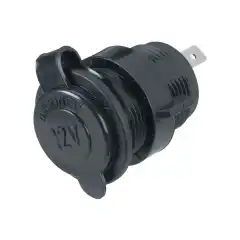 <h3 data-end="176" data-start="117">Sea-Doo 12V uttak med monteringssett &ndash; lad str&oslash;m p&aring; tur</h3>

<p data-end="448" data-start="178">Dette praktiske <strong data-end="214" data-start="194">12-volts uttaket</strong> lar deg lade mobil, GPS og annet tilbeh&oslash;r mens du er p&aring; vannet, slik at du holder deg tilkoblet p&aring; lange turer. Uttaket leveres med <strong data-end="378" data-start="347">vanntett beskyttelsesdeksel</strong> som hindrer vanninntrenging og sikrer driftssikkerhet i marint milj&oslash;.</p>

<p data-end="631" data-start="450">Settet inneholder n&oslash;dvendig monteringsutstyr for enkel installasjon, og er tilpasset bruk p&aring; Sea-Doo. Perfekt for navigasjon, fiske eller lengre turer der ekstra str&oslash;m er n&oslash;dvendig.</p>

<p data-end="653" data-start="633"><strong data-end="653" data-start="633">Kort oppsummert:</strong></p>

<ul data-end="824" data-start="654">
	<li data-end="702" data-start="654">
	<p data-end="702" data-start="656">12V str&oslash;muttak for lading av mobil, GPS m.m.</p>
	</li>
	<li data-end="752" data-start="703">
	<p data-end="752" data-start="705">Vanntett deksel beskytter mot vanninntrenging</p>
	</li>
	<li data-end="783" data-start="753">
	<p data-end="783" data-start="755">Leveres med monteringssett</p>
	</li>
	<li data-end="824" data-start="784">
	<p data-end="824" data-start="786">Egnet for marint milj&oslash; / vannscooter</p>
	</li>
</ul>
