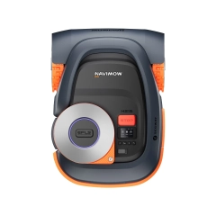 Navimow H215E er en effektiv GPS-robotklipper for mellomstore til st&oslash;rre hager. Med tr&aring;dl&oslash;s installasjon uten kanttr&aring;d, n&oslash;yaktig satellittnavigasjon og stilleg&aring;ende drift gir H215E et jevnt og p&aring;litelig klipperesultat p&aring; plener opptil 1 500 m&sup2;. Et godt valg for deg som &oslash;nsker moderne teknologi og enkel plenpleie.